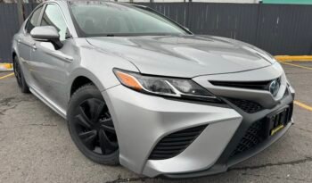 2018 Toyota Camry Hybrid SE