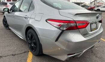 2018 Toyota Camry Hybrid SE full