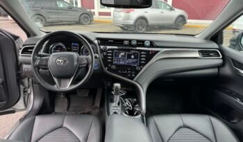 2018 Toyota Camry Hybrid SE full